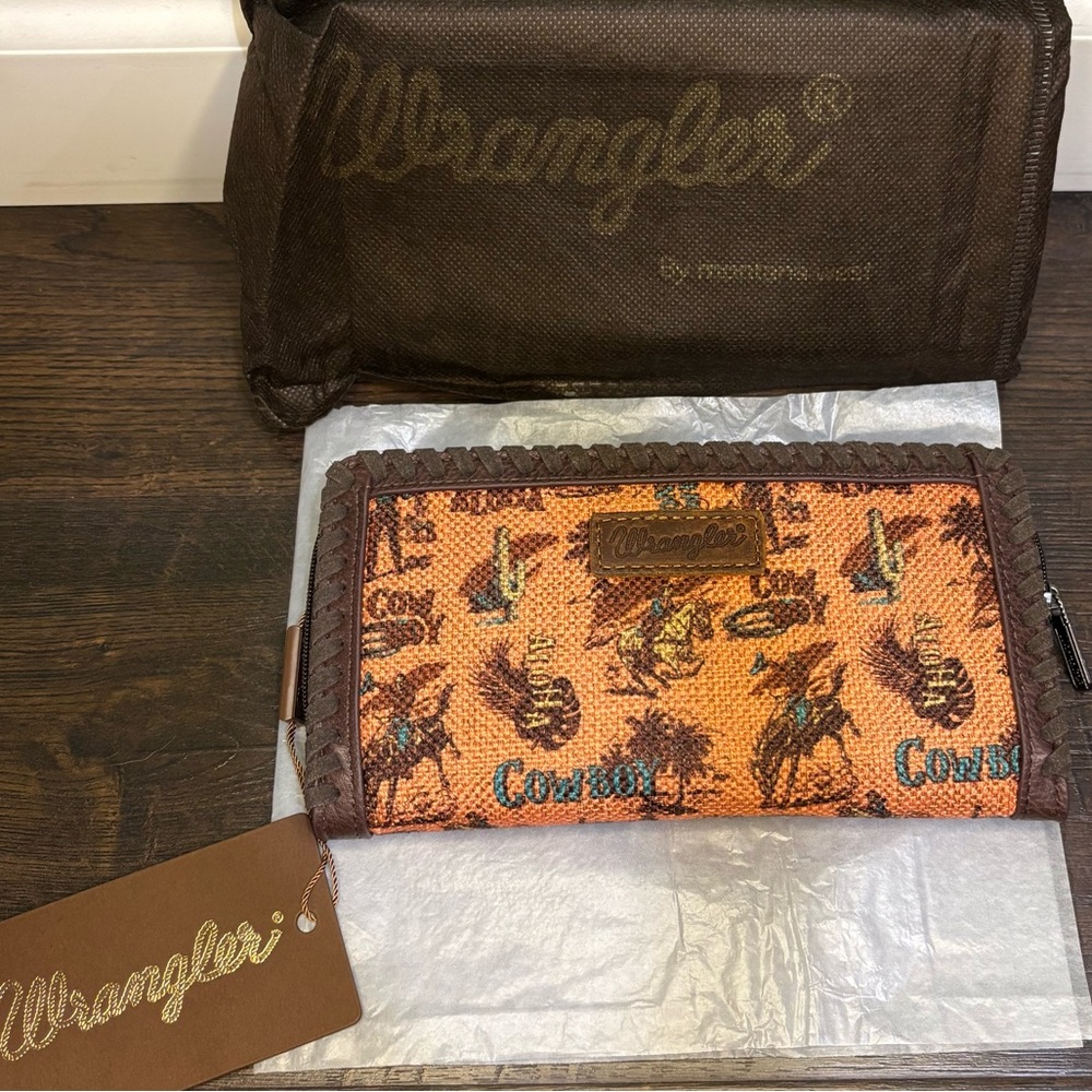 Wrangler vintage retro Cowboy Motif Wallet in Brown and Orange